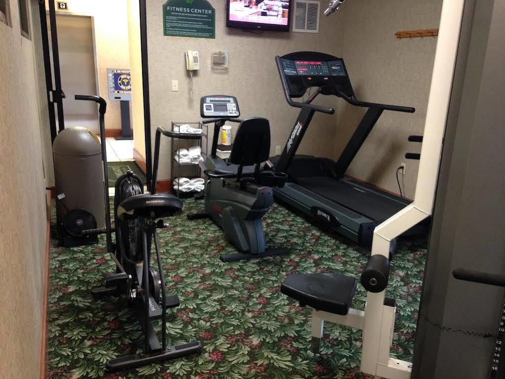 Comfort Inn & Suites Columbus North Esterno foto